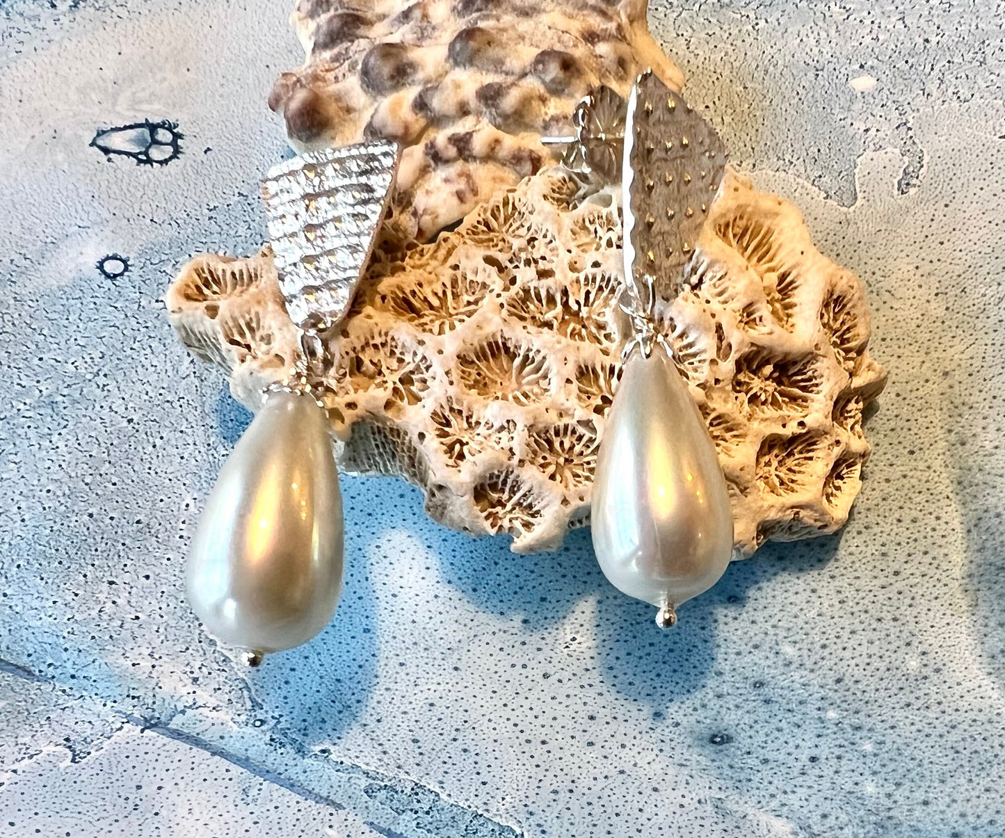 Pearl and sea urchin texture sterling post earrings